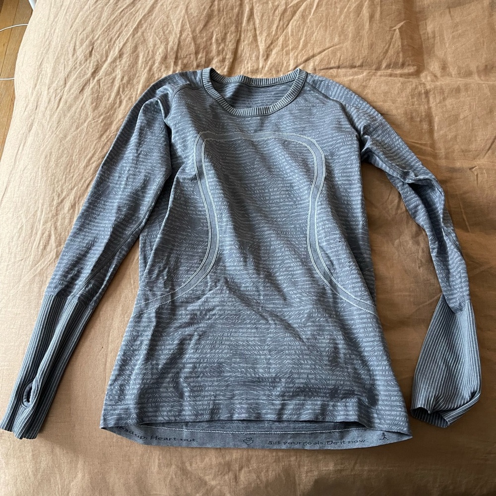 Lululemon swiftly tech long sleeve